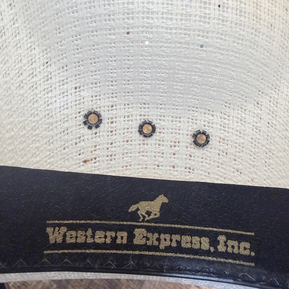 White Woven Cowboy Hat with Black Band - Picture 7 of 7